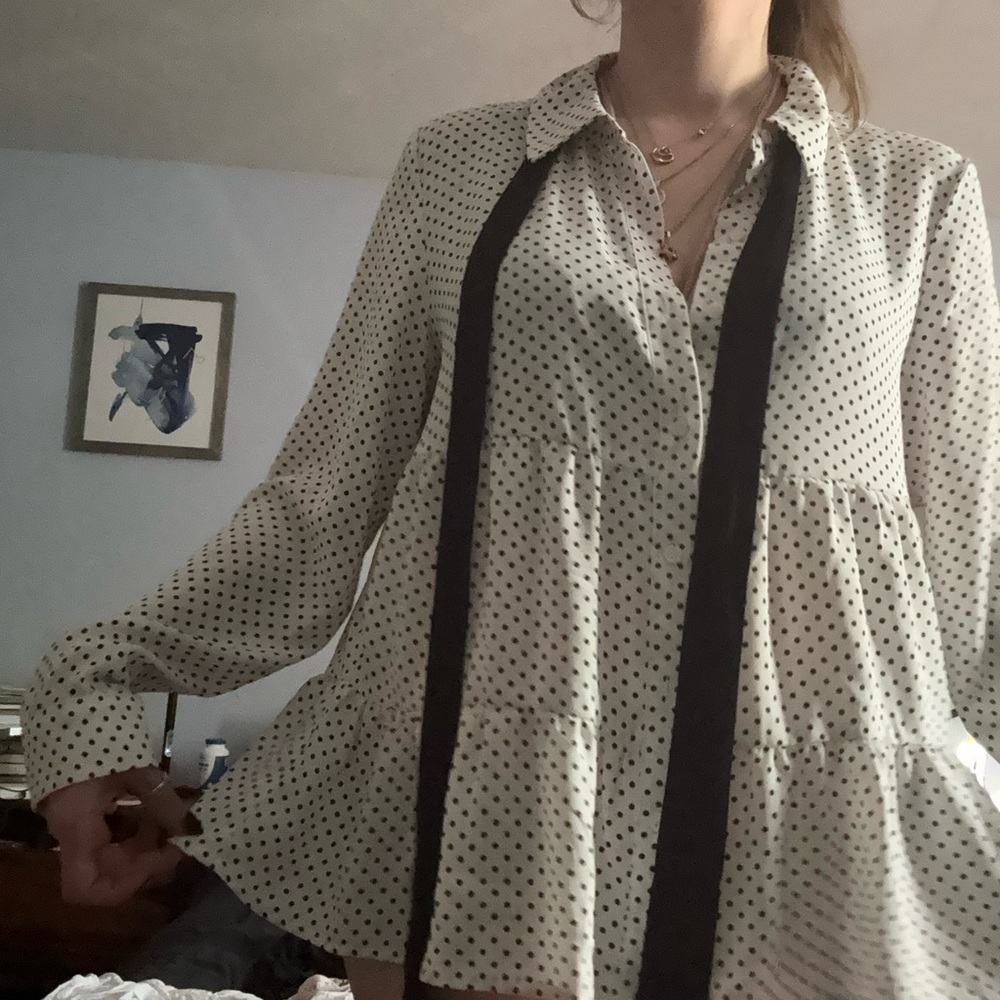 Riley & Rae Black and White Polka Dot Blouse